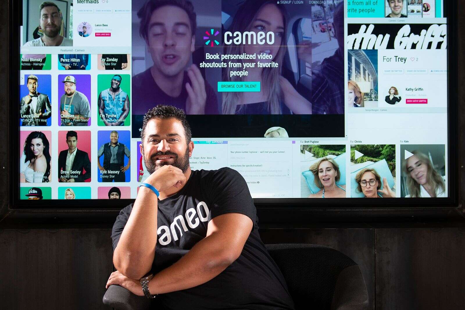 The new autograph stars give fans their own shoutout with a Cameo