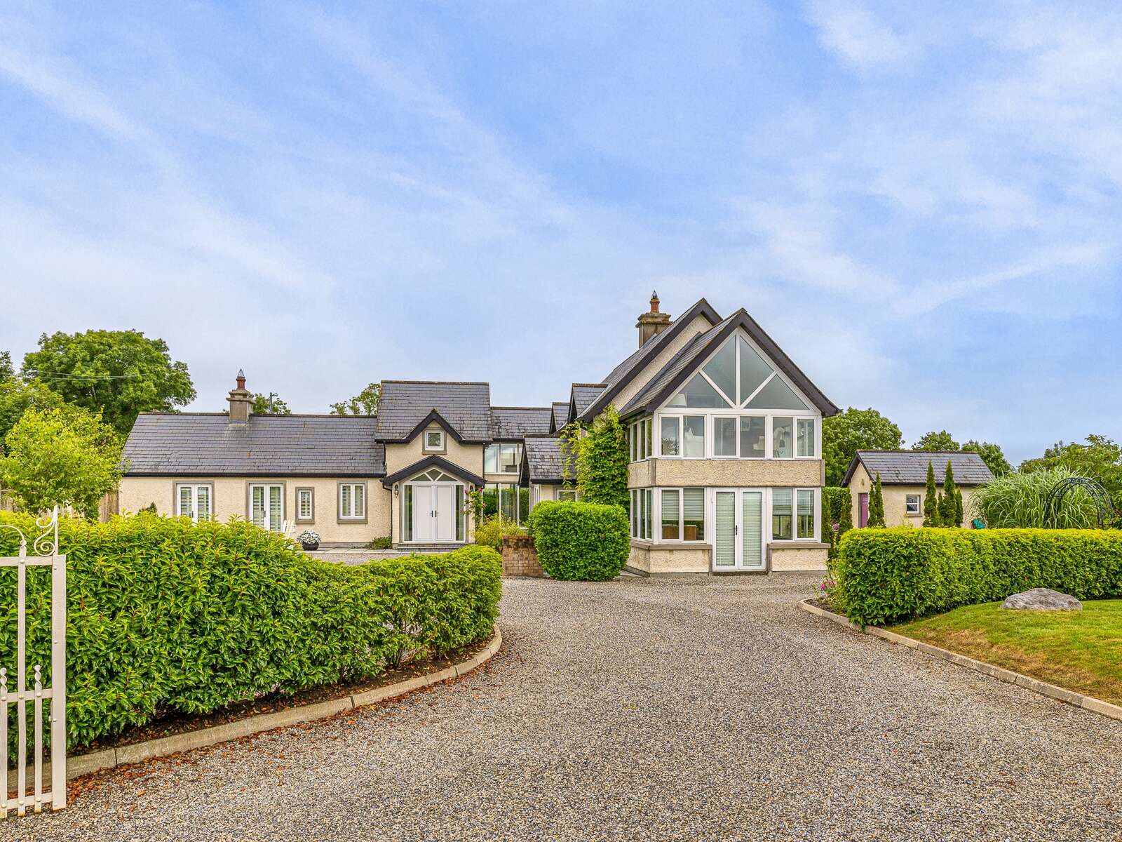 On the market: your guide to detached country houses with stables ...
