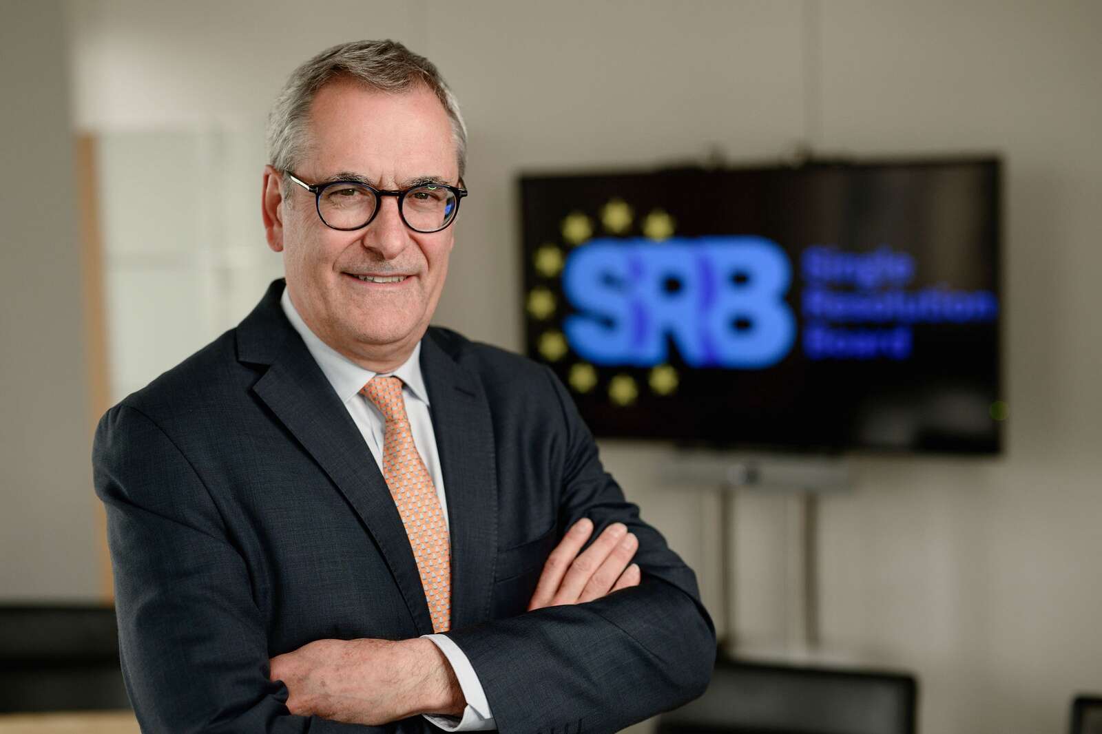 Simplifying rules on EU lenders will take years, bank resolution boss warns