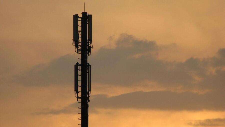 Phoenix divestment needed to boost telecom competition after €1bn Cellnex merger, CCPC says