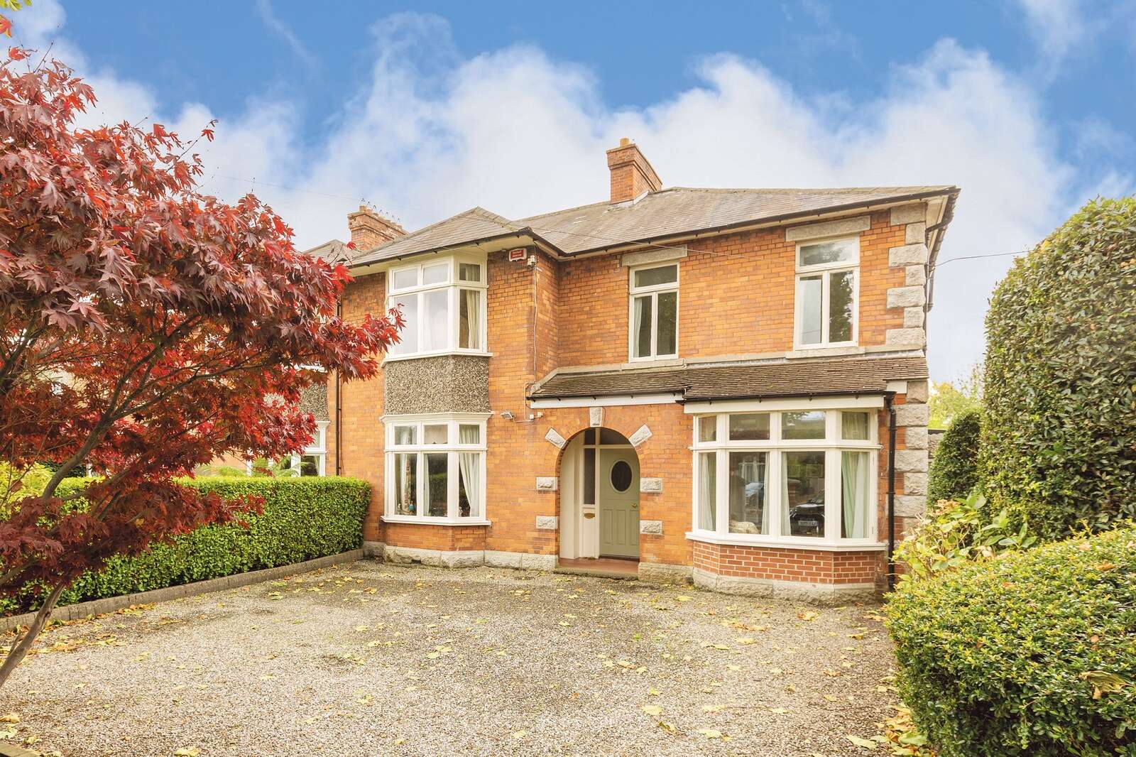 Period Donnybrook redbrick offers elegance and mature, sunny gardens for €1.95m - Vimarsana News