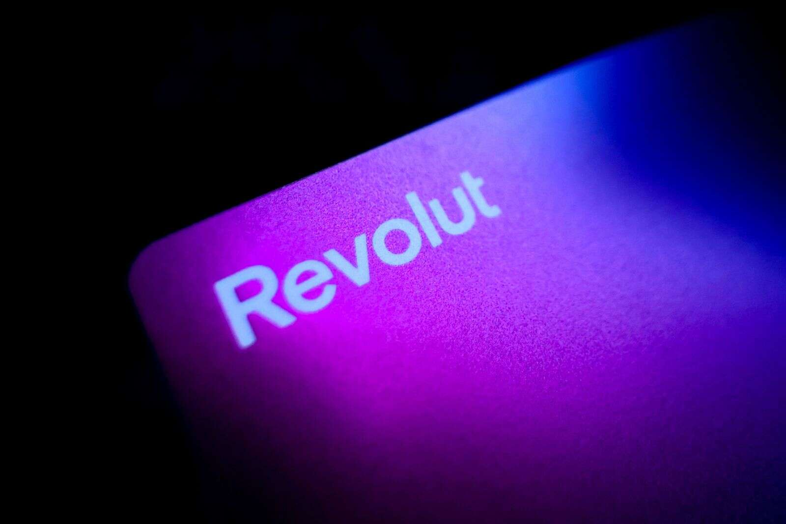 Revolut: Ein Jahr nach Erhalt der britischen Banklizenz steht das ...