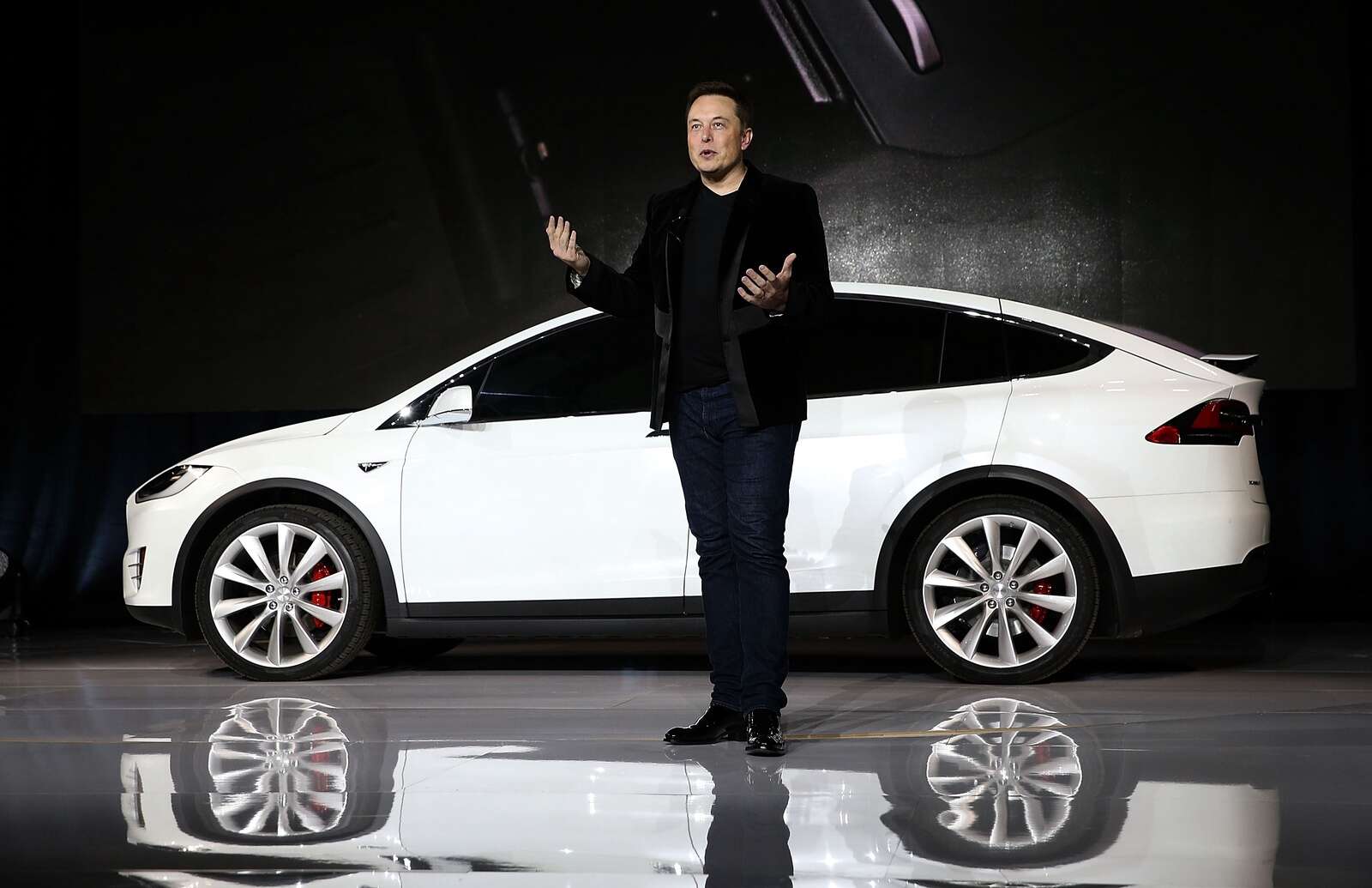 Tesla to invest in Elon Musk’s xAI as it reports higher profits