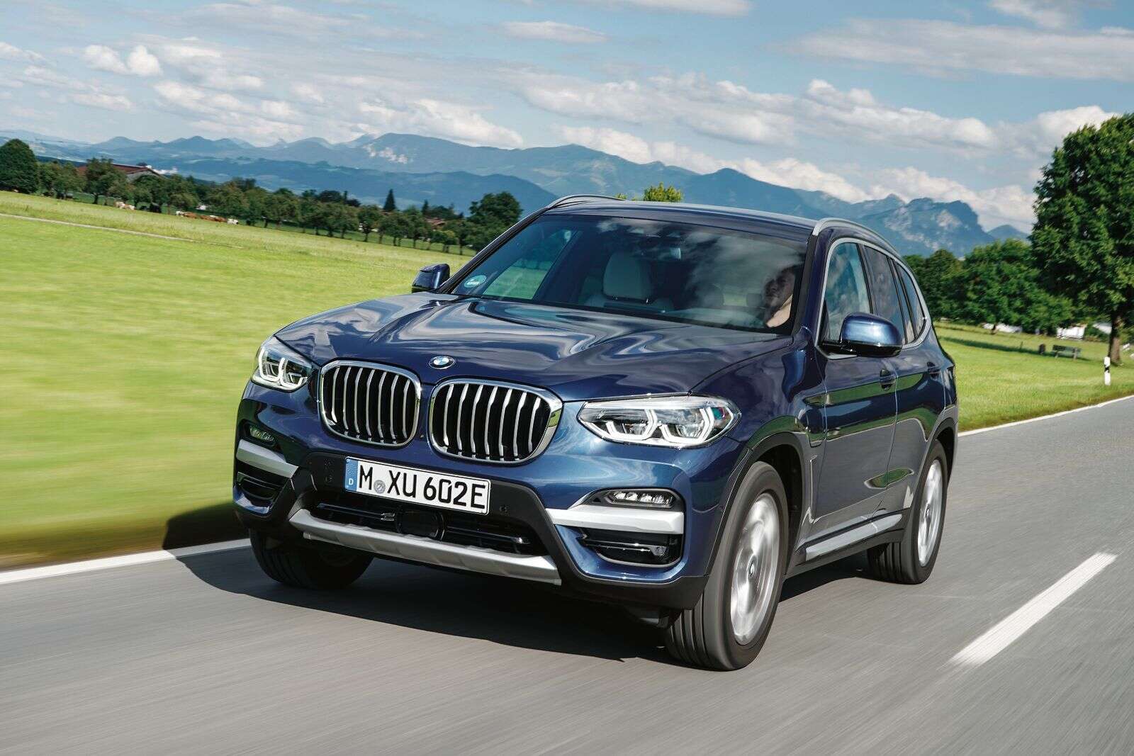 BMW boosts power of its plug-in hybrid range | Business Post