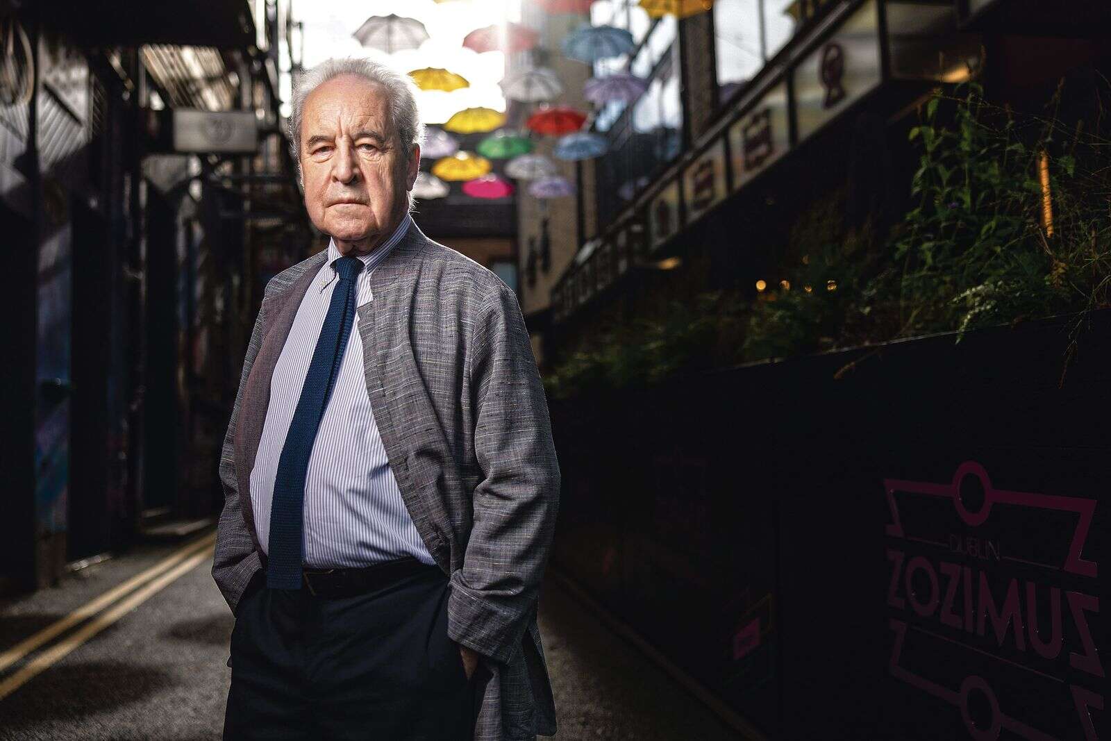 Book review Hypnotic crime thriller contrasts intangible mysteries