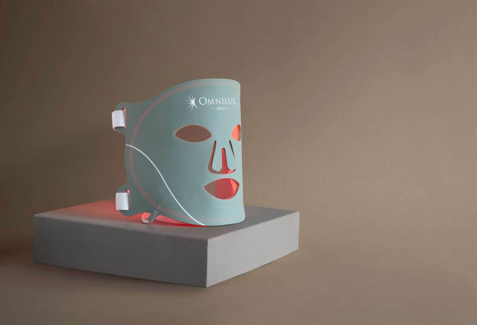 Adventures in Technophobia: The first LED mask for men is the latest ...