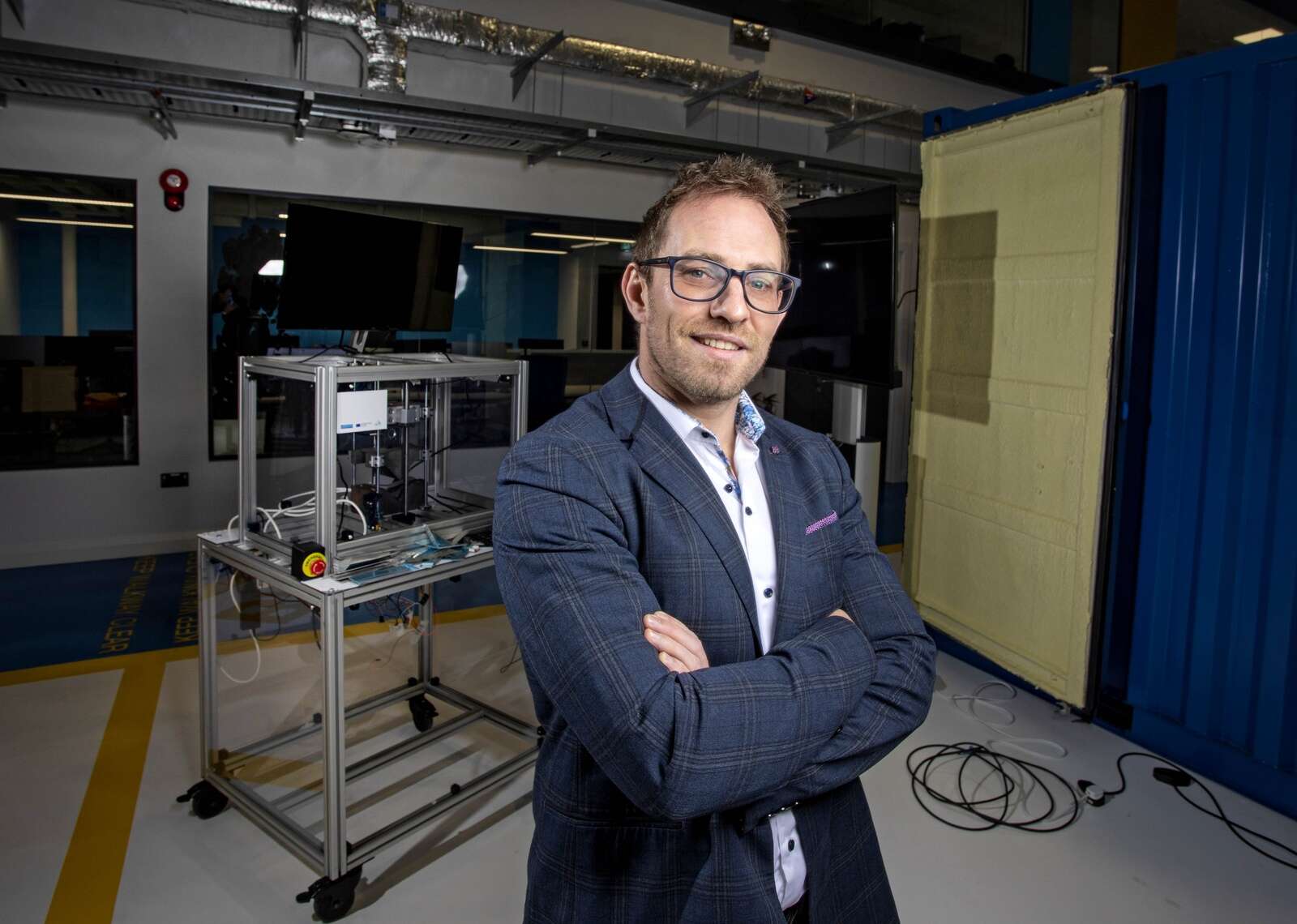 ‘Urban mining’ your old TV for precious metals and hazardous waste ...