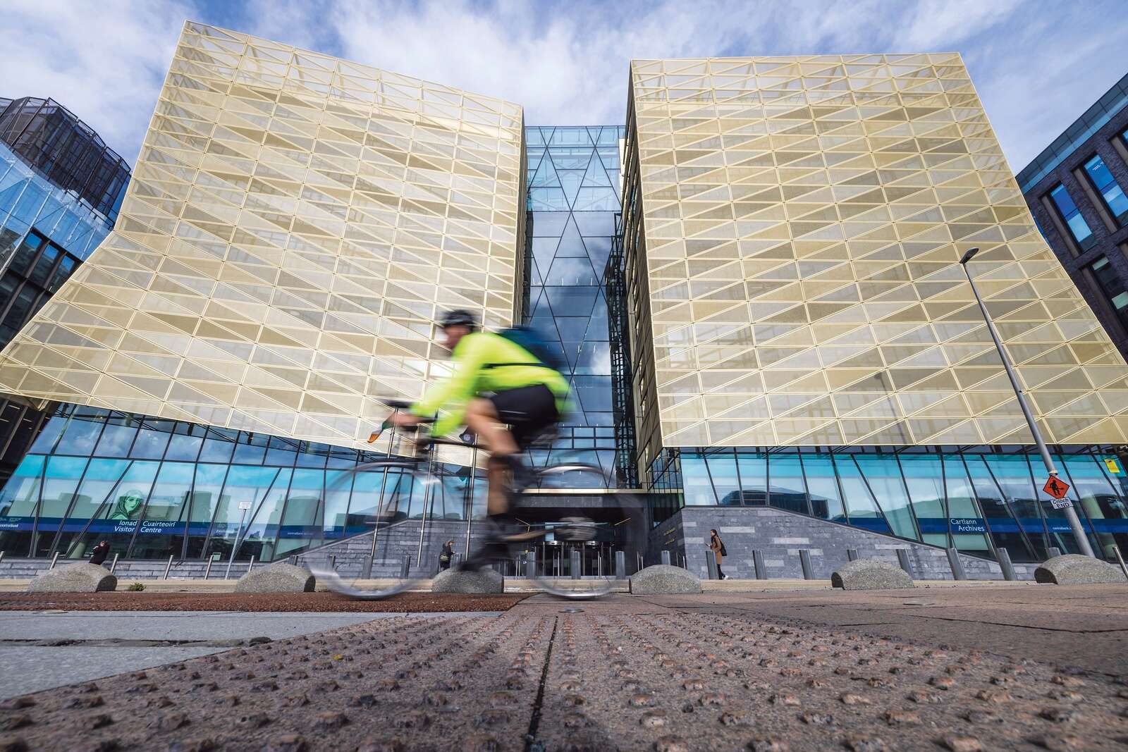 Patrick Honohan: Expanding Central Bank's powers 'risks a new financial crash' - Vimarsana News